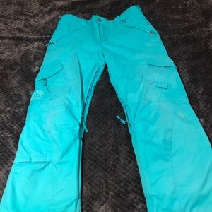 Snowboarding pants